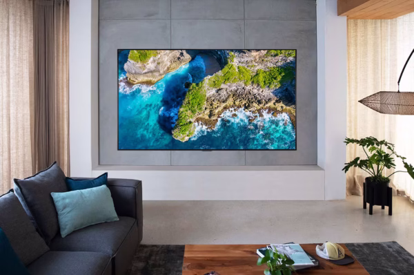 LG SIGNATURE ZX 77 inch 8K Smart Self-Lit OLED TV - Image 2